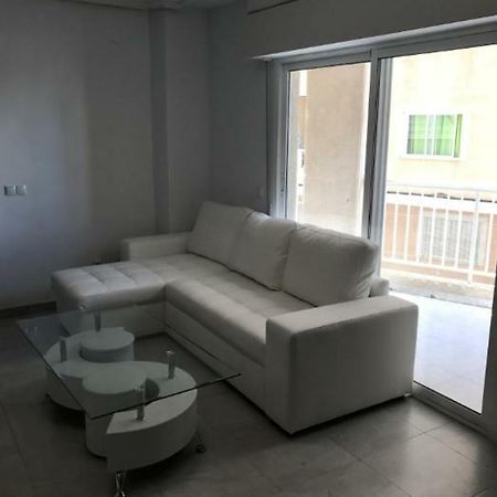 Modern Beach Apartment Torrevieja Buitenkant foto